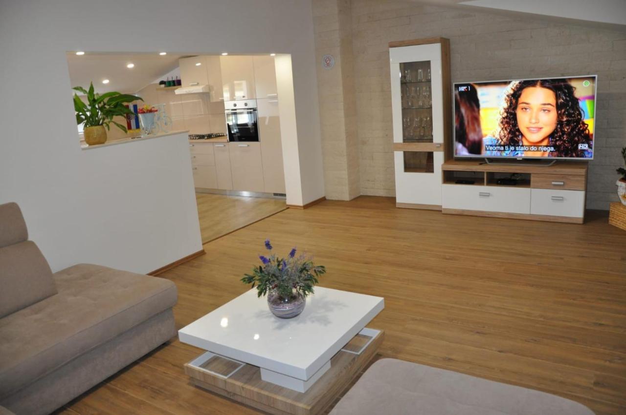 Apartman Doni Split Buitenkant foto